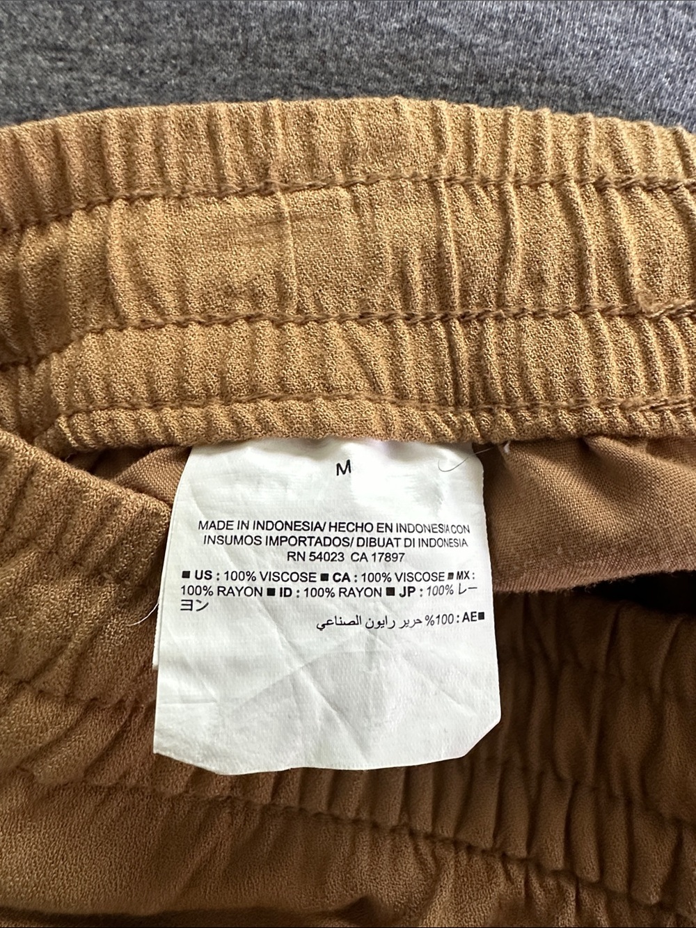 Old Navy Pull On Pants - Picture 6 of 6